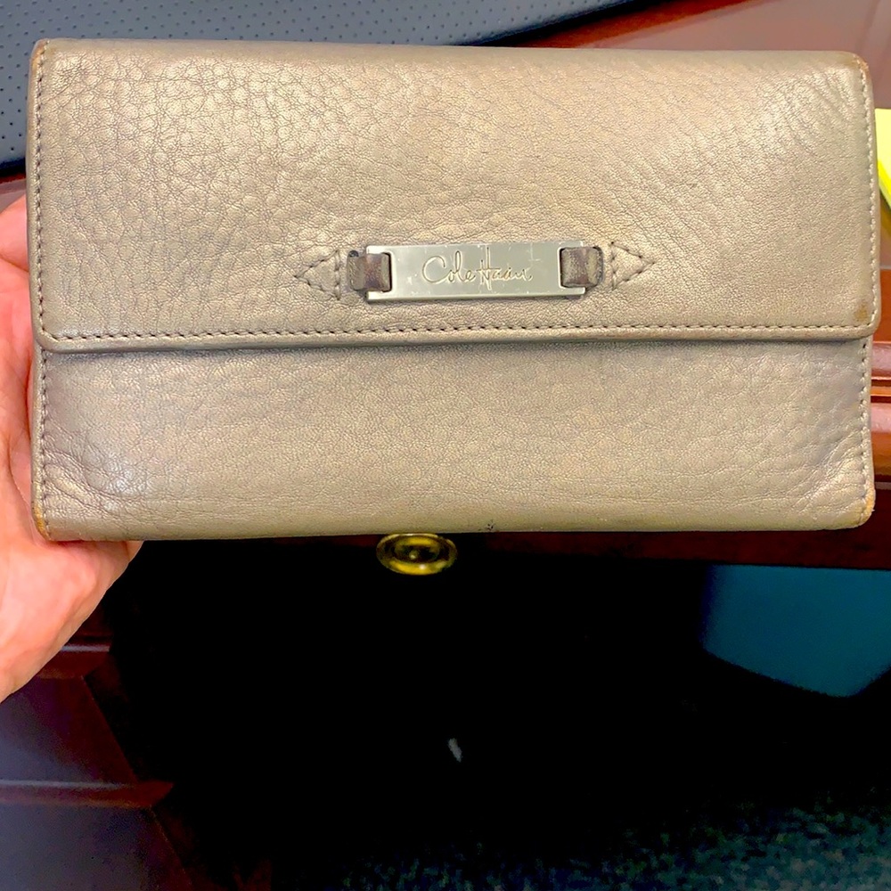Cole haan continental wallet